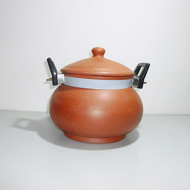 Clay Dal Handi 4 Litres